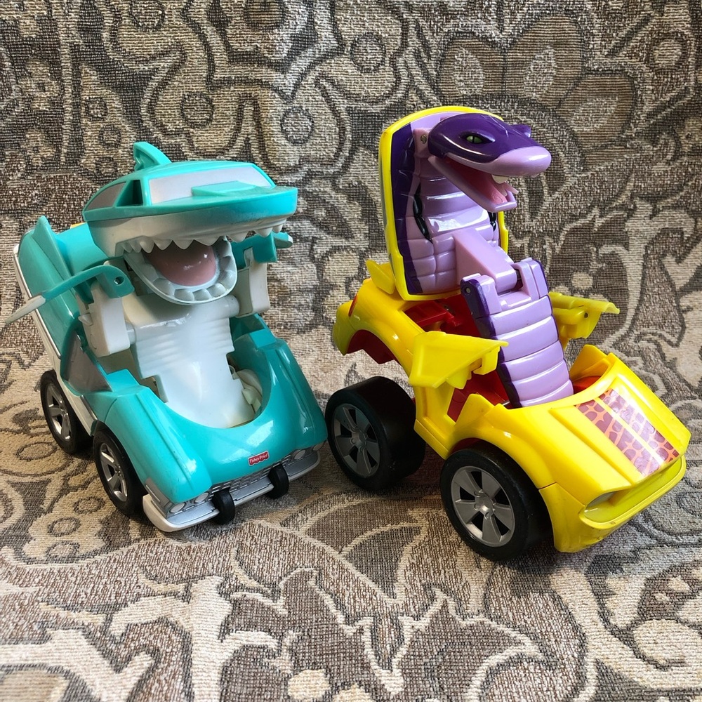 2 HTF Fisher Price Transforming Car-Nivore Shark & Snake  Hot Rod Cars 2006